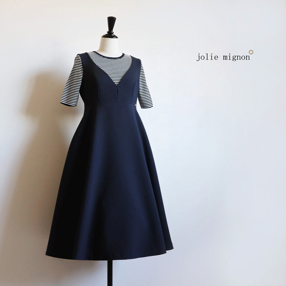 【3個尺寸選◎】V領優雅套頭裙【海軍藍】 第1張的照片