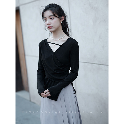 Vネック長袖Tシャツ クロス伸縮性ありTシャツ コットン混紡個性Tシャツ