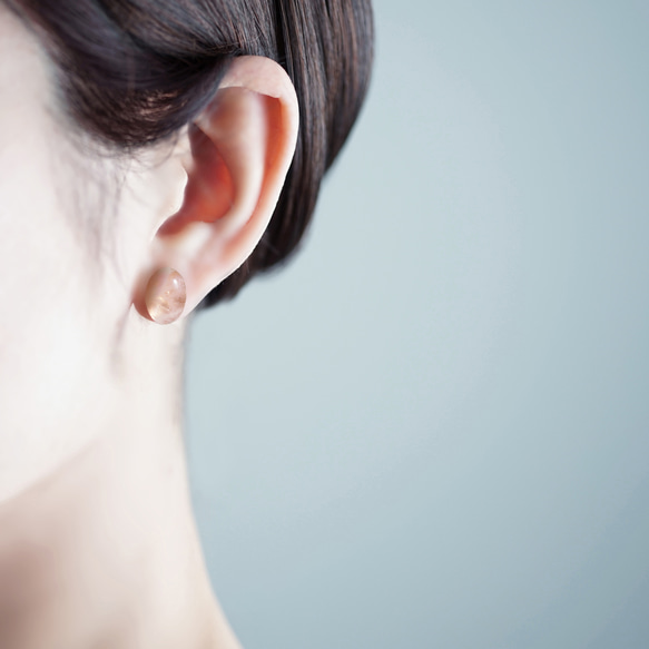 14KGFモルガナイト・ピンクアクアマリンのカボションスタッドピアス　～初花（ういばな） 3枚目の画像