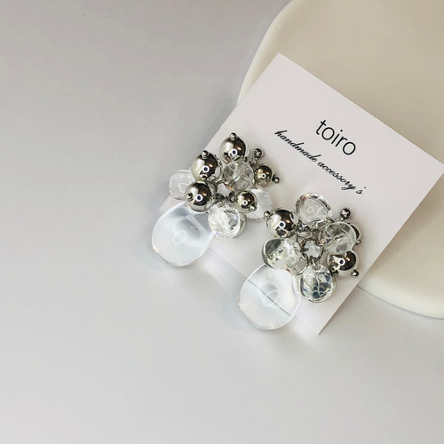 【#1023】クリア　パール　銀箔　ハンドメイドアクセサリー　ピアス　イヤリング 1023】 クリア パール 銀箔 ハンドメイドアクセサリー ピアス