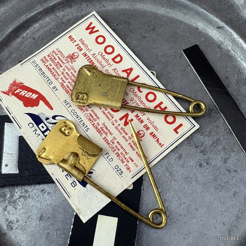 540・R-1764 ヴィンテージランドリーピン 刻印B9～B16 1点 真鍮 ピン