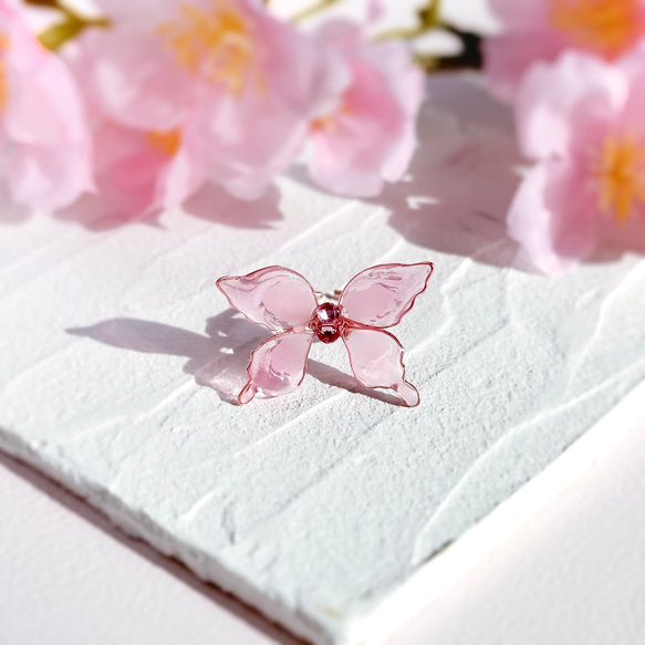 -Butterfly- 桜 さくらカラーな蝶のワイヤーリング 3枚目の画像