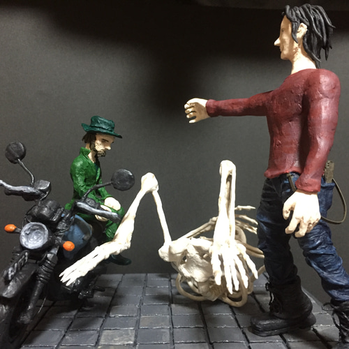 石粉粘土作品「Get Off My Bike」 立体・オブジェ マーク・アイ
