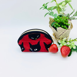 ミニポーチ☆ 黒猫FACE&小花柄（赤）小銭入れ　イヤフォンケース 2枚目の画像