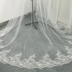 送料無料！ロングベール 流れる透け花レース 花嫁/ウェディングドレス  色直し  ホワイト 6枚目の画像