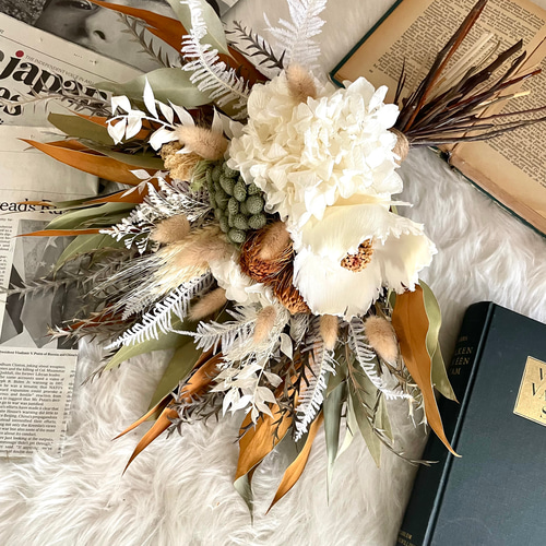 ドライフラワー 花束 コロンとモダンてシックなホワイトブーケ