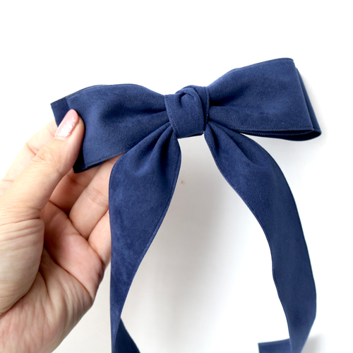 フェイクスエードの足つきリボン その他ヘアアクセサリー Uzuki 通販