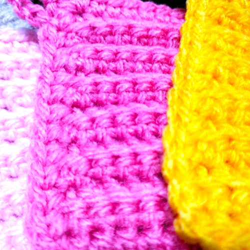 色おまかせ：2種2枚セット】丸い二重＆四角いポコポコのアクリル