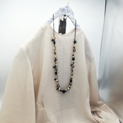 モトカネックレス ネックレス オニキス 羊毛フェルト ビーズ コード クラシック クラシカル 上品 きれい 2枚目の画像