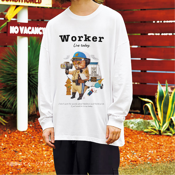 リラックスBIGシルエットTシャツ「WORKER 働くネコ。」/送料無料 1枚目の画像