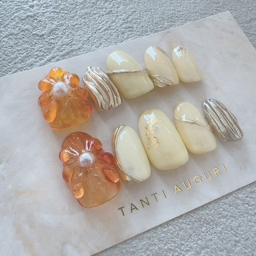 オレンジ色 ネイルチップ パステルイエロー 黄色系 花 ぷっくり 金  