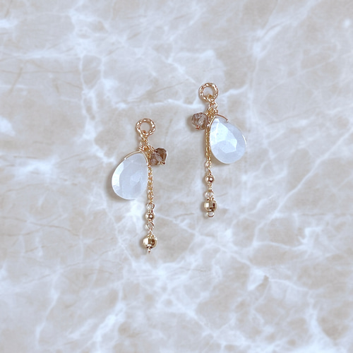 mirage-】ホワイトムーンストーン スモーキークォーツ 天然石 ピアス