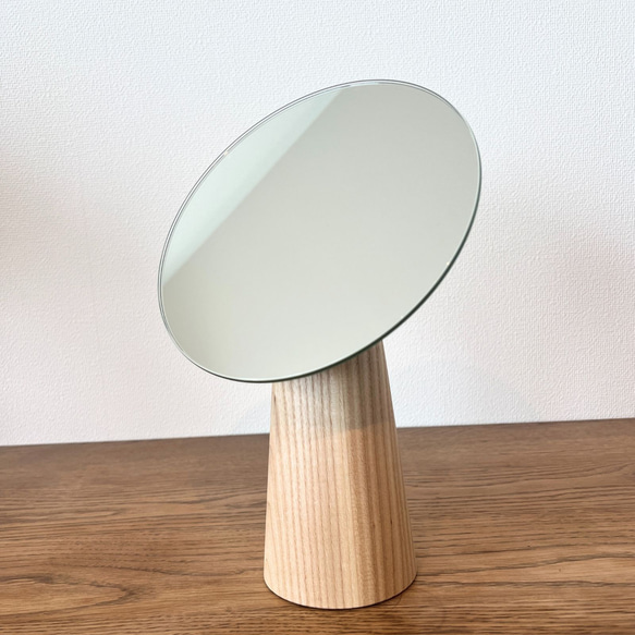 化粧ミラー 化粧鏡 ウッド オシャレ 木製 無垢の木 台座 角度調整可能 インテリア鏡 15枚目の画像