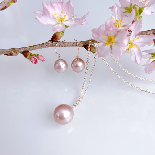 4350♡イヤーカフ 2個セット 荒っぽ ピンク フラワービーズ♡ 4350♡イヤーカフ 2個セット 荒っぽ ピンク フラワービーズ♡