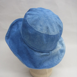 日よけの大きな帽子＝32＝藍染 3枚目の画像
