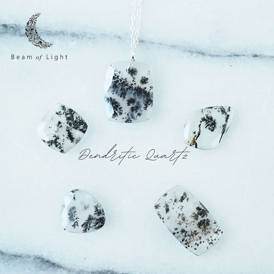流れや宇宙に身を委ねる大切さを教えてくれるデンドリティッククォーツ（デンドライト）のネックレス♪