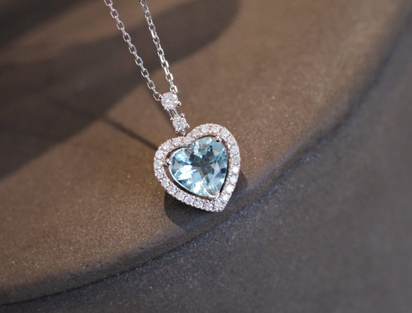 アクアマリンハート型ネックレストップ K18(18金) ブルー ハンドメイド