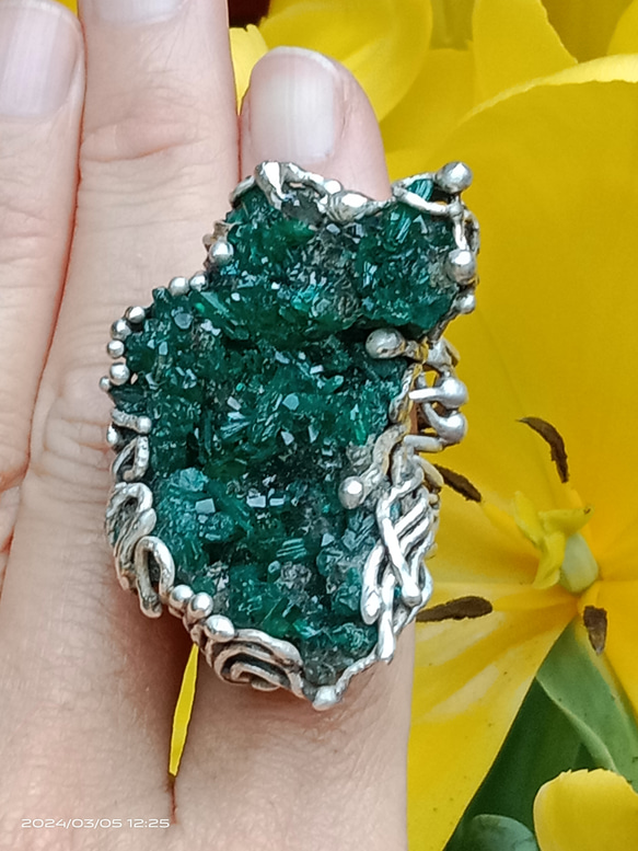 翠銅礦原礦手工銀戒純銀戒指 ~「翠」~  Dioptase Mineral Silver Ring 第1張的照片