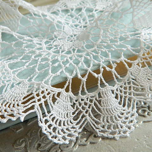 ✿ アイリッシュクロッシェレースのフリルドイリー DY-006