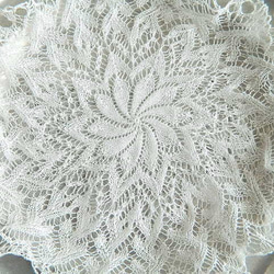✿ クンストレースのお花のドイリー 棒針編みレース DY-004 その他素材