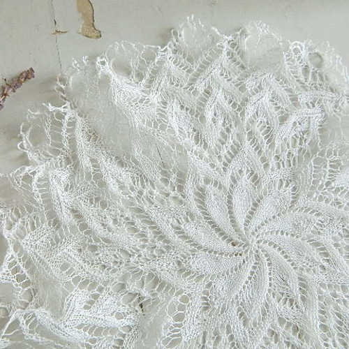 クンストレース編み ドイリー レース編み クンストレース星型ドイリー ドイツ | こりすのパン屋Base