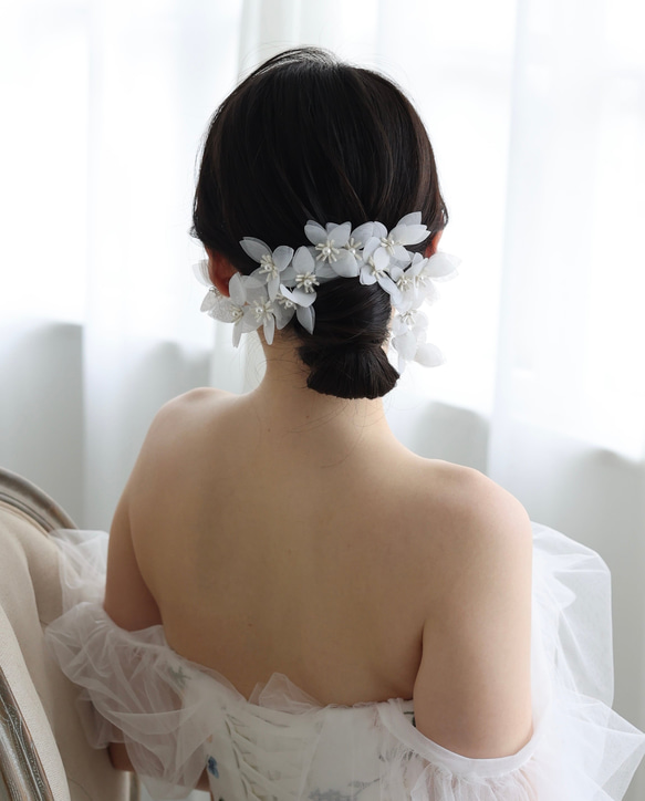 [HA-178]ウェディング ホワイトフラワー ヘアアクセサリー ブライダル ウェディングアクセサリー 花 3枚目の画像