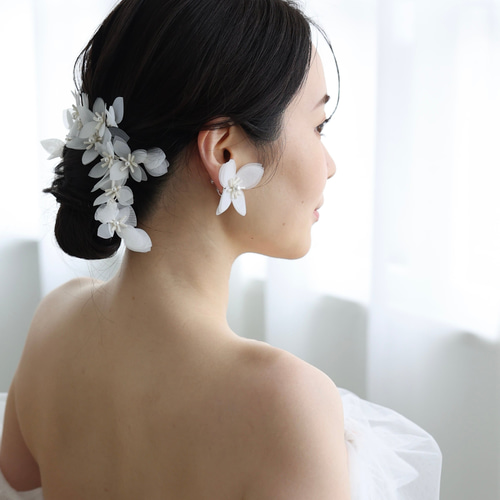 ブライダルアクセサリーとカラードレスのレンタル・購入を愛知で