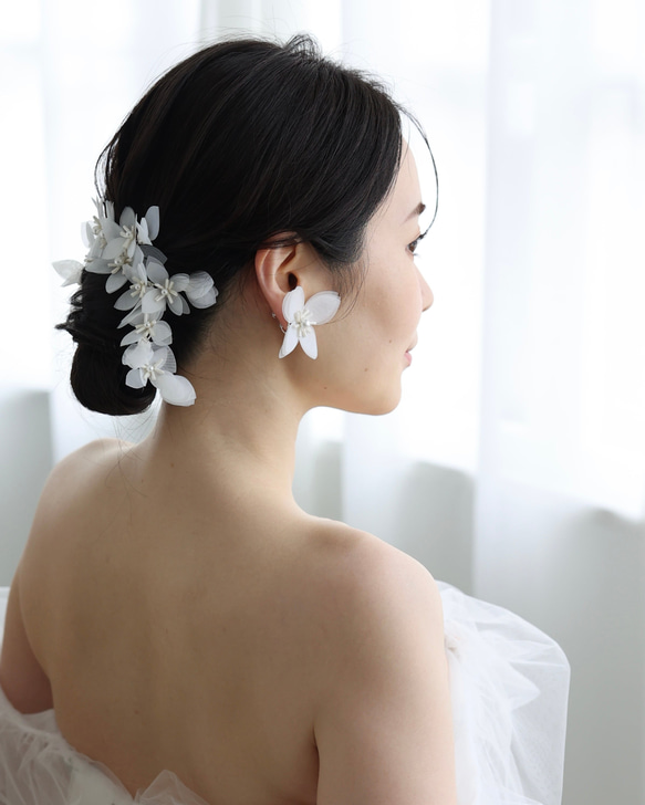 [HA-178]ウェディング ホワイトフラワー ヘアアクセサリー ブライダル ウェディングアクセサリー 花 4枚目の画像