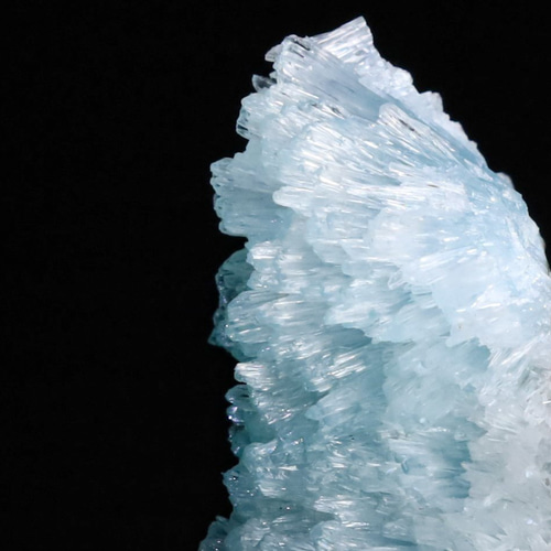 超綺麗なブルーのキラキラ☆彡 天然 アラゴナイト28g 天然石