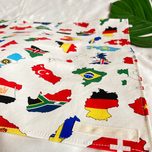 オーダーOK】入園入学大きいランチョンマット(40×60㎝)☆国旗世界地図