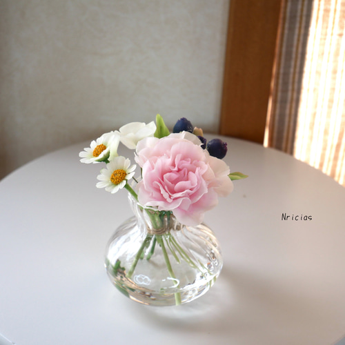 ちょこんとさん。置くだけ♪美しいを貴方に✿クレイフラワー
