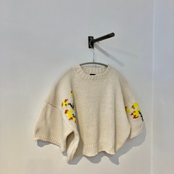 手編み機による　Mimosa Sophie Sweater 2枚目の画像