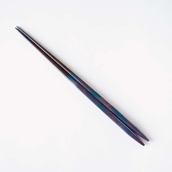 ワケありな逸品　漆の取り箸・菜箸「青×紫」Aタイプ 2枚目の画像