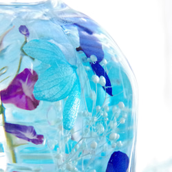 【新作！作りたて 再販】blue drop　泡沫の花と青の夢　海の見た夢を描いたブルーボトル。重なり合う青のゆらめき。 14枚目の画像