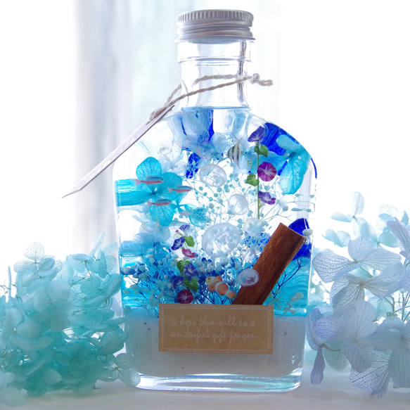 【新作！作りたて 再販】blue drop　泡沫の花と青の夢　海の見た夢を描いたブルーボトル。重なり合う青のゆらめき。 1枚目の画像