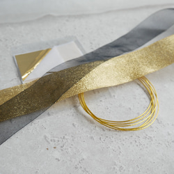Z4 ゴールドリボン×ブラックオーガンジーリボンの髪飾り　ゴールド　髪飾り　黒　卒業式　袴　成人式　振袖　結婚式 5枚目の画像