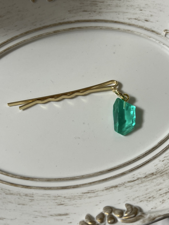 レジンのヘアピン ヘアピン aqua322 通販 17387469｜Creema(クリーマ)