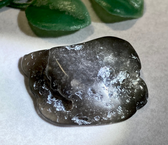 神々との交信の石ঌ  アグニマニタイト　ラフストーン　原石 1枚目の画像