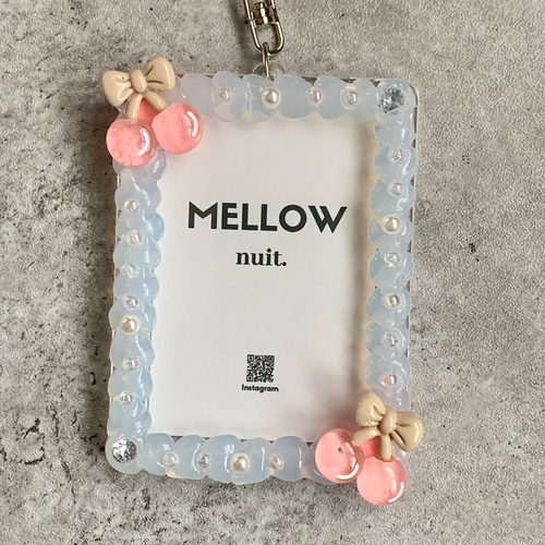 B8トレカキーホルダー】硬質ケース ホイップデコ チェリー / クリア