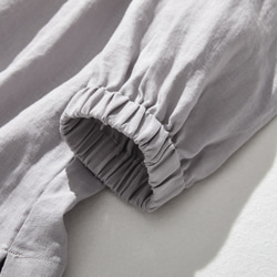 由 Belky 亞麻製成的自然紋理亞麻長袍，淺灰色 240311-2 第6張的照片