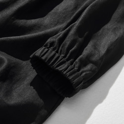 ナチュラルな風合いのリネン チュニック  ベルキーリネン使用　ブラック　240311-6 6枚目の画像