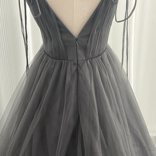 送料無料！パーティードレス キャミソール Vネック ソフトチュール  