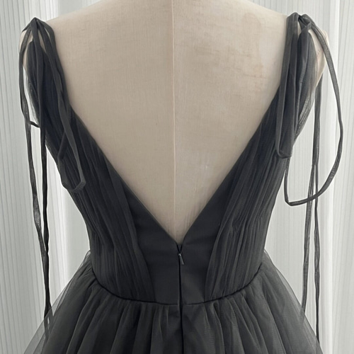 送料無料！パーティードレス キャミソール Vネック ソフトチュール  