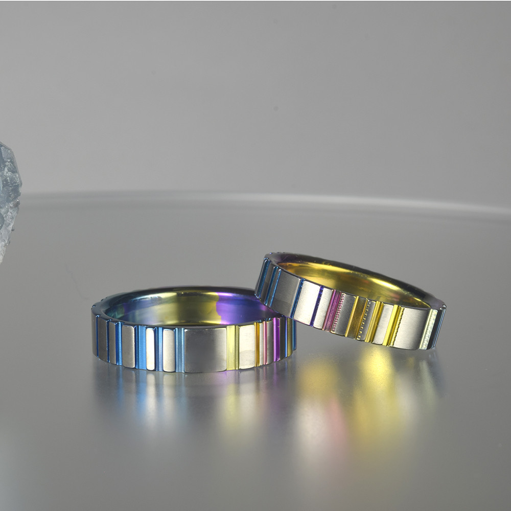 虹色結婚結指輪＜KOUSHI/格子・tate＞ チタン【MG-010】