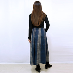 ぱん様専用ページ⭐︎手織り綿絣ピンタックロングスカート、インディゴグレー、オールシーズン 7枚目の画像