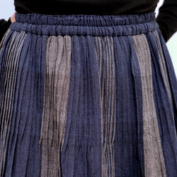 ぱん様専用ページ⭐︎手織り綿絣ピンタックロングスカート、インディゴグレー、オールシーズン 11枚目の画像