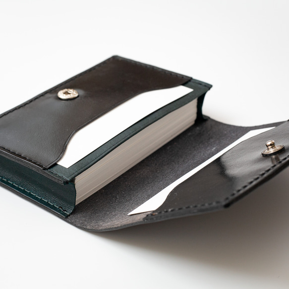 《大容量70枚》ブライドルレザーの通しマチ名刺入れ【配色カスタム無料】 ブライドルレザー 通しマチ 　また パーツA