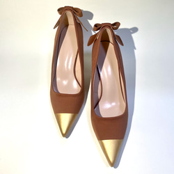 雙色7.5cm鞋跟緞帶高跟鞋（棕色x金色）美腿高跟鞋 第2張的照片