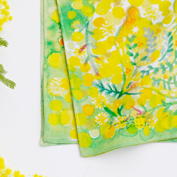 ハンカチ・スカーフ / 幸運を運ぶ黄色い鳥とミモザ / ギフトにも 3枚目の画像