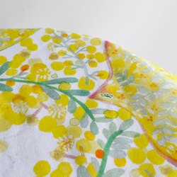 ハンカチ・スカーフ / 幸運を運ぶ黄色い鳥とミモザ / ギフトにも 10枚目の画像